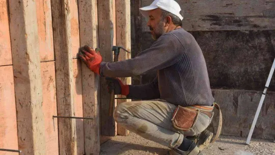 Yıldırım Belediyesi'nden iki halı saha daha