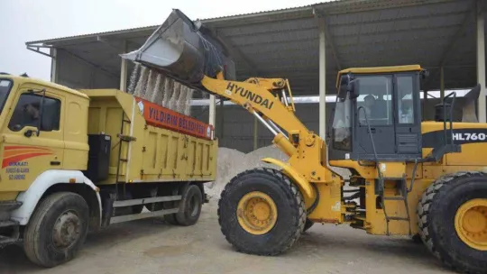 Yıldırım'da kar mesaisi