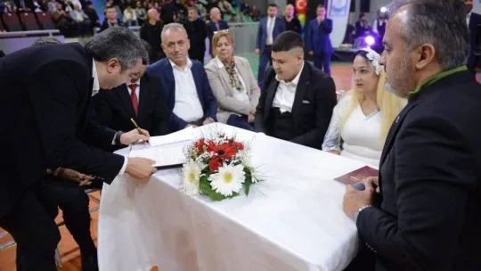 Yıldırım'da Roman çiftlere toplu nikah töreni