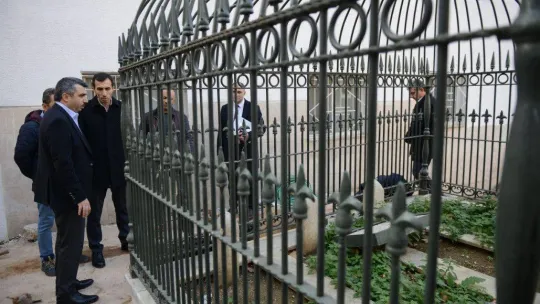 Yıldırım'dan Aşık Yunus'a vefa