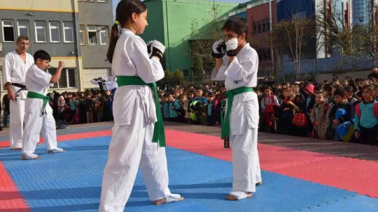 Yıldırım sporla büyüyor