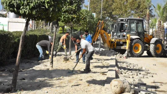 Yılmaz Akpınar Bulvarı yenileniyor