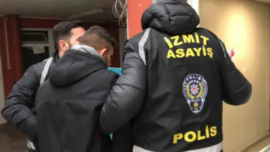 Yiyip, içip, çalıp, yetinmeyip tuvaletini yapmıştı: Adliyeye sevk edildi