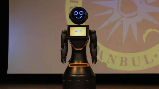 Yoğun bakımlarda robot hemşire dönemi başlayacak