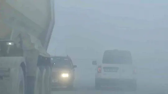 Yoğun sis hayatı olumsuz etkiledi