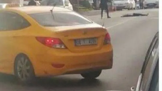 Yol ortasında eski eşine kurşun yağdırdı