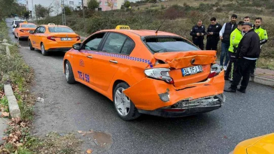 Yol verme yüzünden tartıştılar, ticari taksi şoförünü takip edip dehşeti yaşattılar