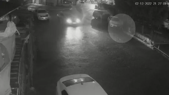 Yolda takip ettiği kadını taciz etti, fark edilince koşarak kaçtı