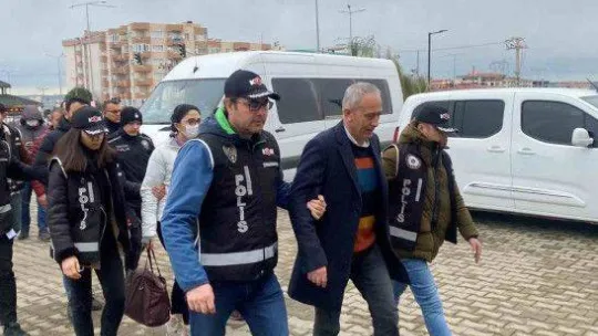 Yolsuzluk ve rüşvet operasyonundan gözaltına alınan İYİ Partili Gökçeada Belediye Başkanı Ünal Çetin tutuklandı