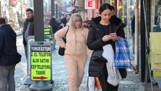 Yunan ve Bulgar turistler yılbaşı alışverişi için Edirne'ye akın etti