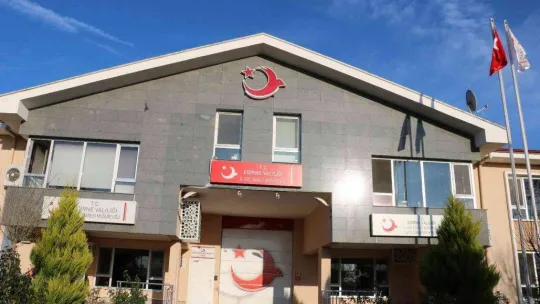 Yunan zulmü ile nehrin ortasında 16 gün mahsur kalan göçmenler Türk askeri tarafından kurtarıldı