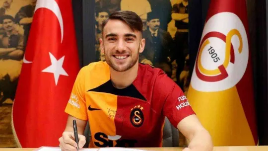 Yunus Akgün, 4 yıl daha Galatasaray'da