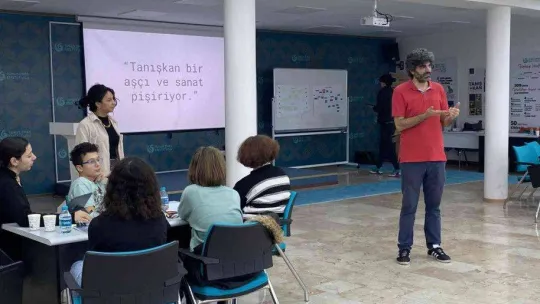 Yunus Emre Enstitüsü 'Tanışkan Projesi'ni hayata geçirdi