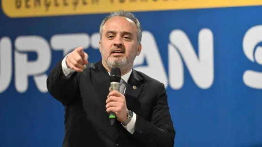 Yurdun ünlüleri, yurtta kalan gençlerle buluşuyor