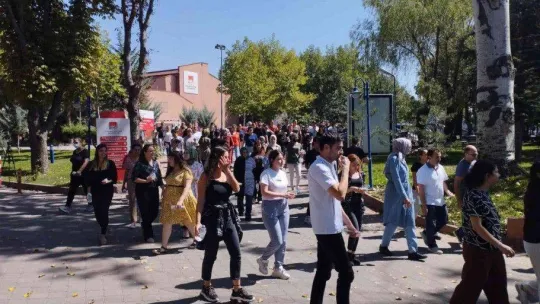 Yüz binlerce adayın ter döktüğü KPSS Lisans oturumu bugün gerçekleşti