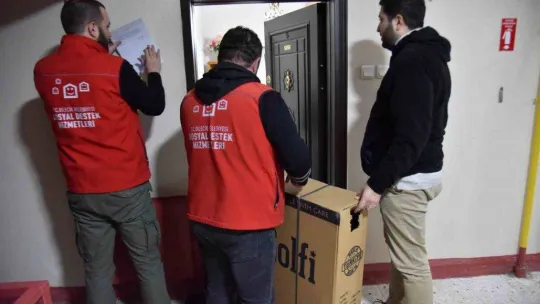 Yüzlerce aileye medikal ürün ve hasta yatağı desteğinde bulunuldu