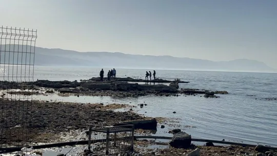 Yüzyılın keşfinin üzerinde yasağa aldırmadan öz çekim yaptılar