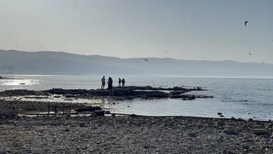 Yüzyılın keşfinin üzerinde yasağa aldırmadan öz çekim yaptılar