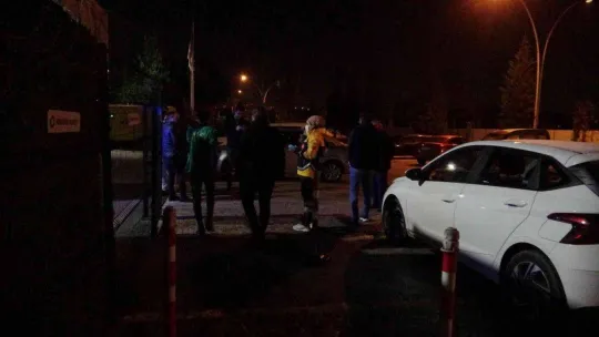 Zehirlenen çok sayıda fabrika işçisi hastaneye kaldırıldı