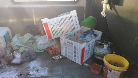 Zeytin işçilerini taşıyan minibüse tır çarptı 2'si ağır 8 yaralı