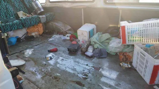 Zeytin işçilerini taşıyan minibüse tır çarptı 2'si ağır 8 yaralı