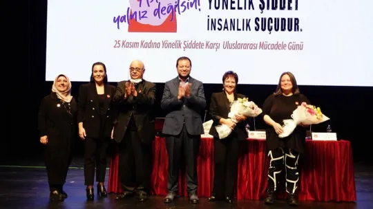 Zeytinburnu AKDEM'den Kadına Yönelik Şiddet Paneli