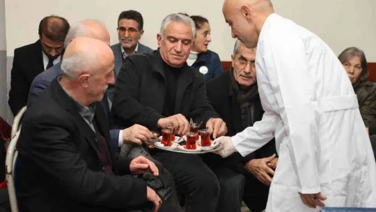 Zeytinburnu Belediye Başkanı Arısoy: 'Zeytinburnu'nun yapı stoğunu yenilemek için hep birlikte çalışmalıyız'