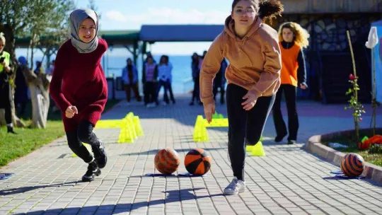 Zeytinburnulu öğrenciler 'Kış Kampı'nda