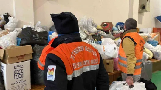 Zeytinburnulular depremzedelere yardıma koştu