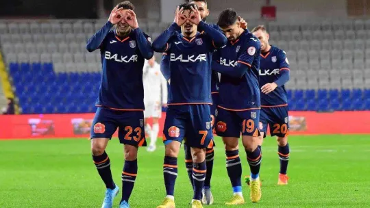 Ziraat Türkiye Kupası: Başakşehir: 3 - Göztepe: 1 (Maç sonucu)