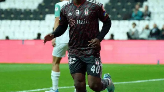 Ziraat Türkiye Kupası: Beşiktaş: 3 - Serik Belediyespor: 0 (İlk yarı)