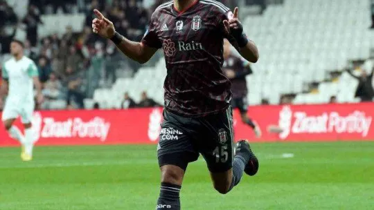 Ziraat Türkiye Kupası: Beşiktaş: 3 - Serik Belediyespor: 0 (İlk yarı)