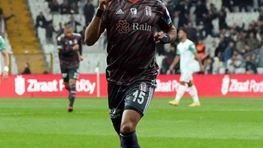 Ziraat Türkiye Kupası: Beşiktaş: 3 - Serik Belediyespor: 0 (İlk yarı)