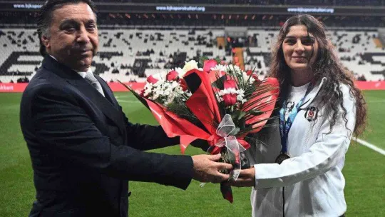 Ziraat Türkiye Kupası: Beşiktaş: 3 - Serik Belediyespor: 0 (İlk yarı)