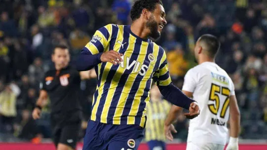 Ziraat Türkiye Kupası: Fenerbahçe: 2 - İstanbulspor: 0 (İlk yarı)