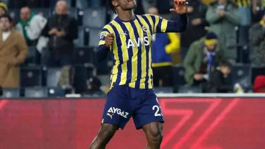Ziraat Türkiye Kupası: Fenerbahçe: 2 - İstanbulspor: 0 (İlk yarı)