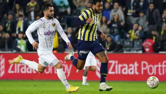 Ziraat Türkiye Kupası: Fenerbahçe: 2 - İstanbulspor: 0 (İlk yarı)