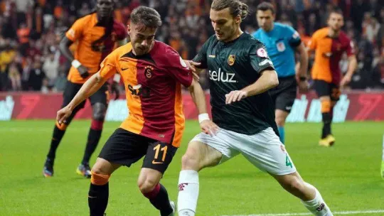 Ziraat Türkiye Kupası: Galatasaray: 1 - Ofspor: 1 (İlk yarı)