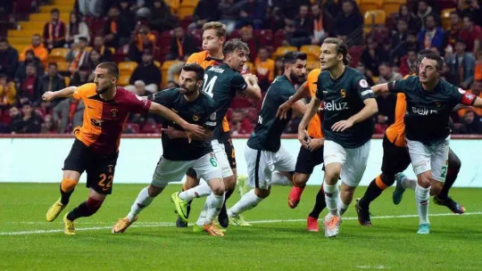Ziraat Türkiye Kupası: Galatasaray: 1 - Ofspor: 1 (İlk yarı)