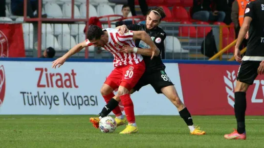 Ziraat Türkiye Kupası: Ümraniyespor: 4 - Efeler 09 Spor Futbol Kulübü: 0