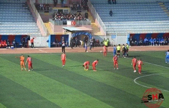 Dardanelspor'a 3'lü tarife