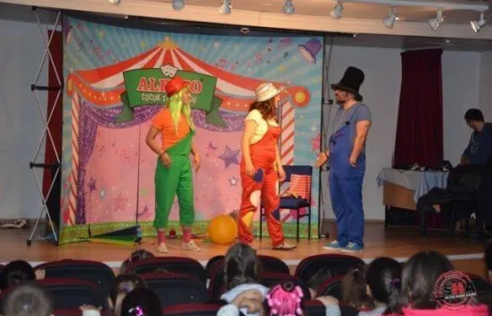 Çocuklar Alpino ile Eğleniyor