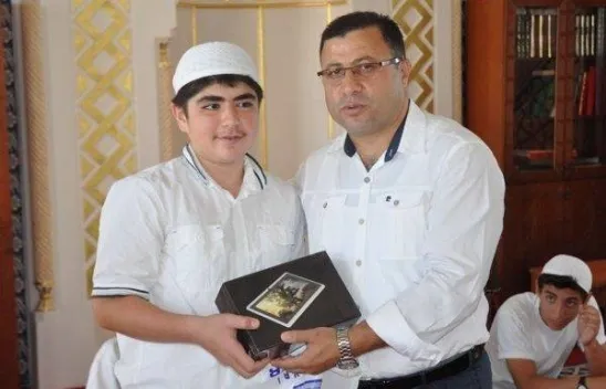 Kuran Kursu Birincilerine Tablet