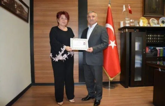 Eğitimciler Başarı Belgesi ile ödüllendirildi