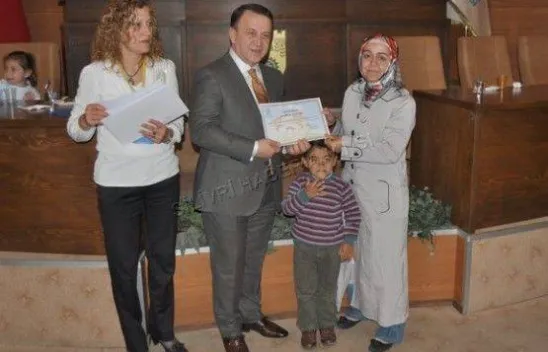 Ebeveyn Okulu'ndan sertifikalı oldular