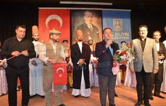 Gönüllerde Ahenk'in İZ'i var