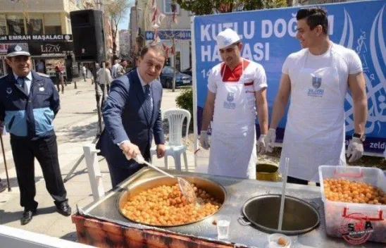 Kutlu Doğum Haftası Nedeniyle Tatlı İkramı Yapıldı