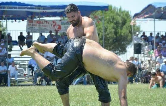 400 Güreşçi Silivri Er Meydanında Yarıştı