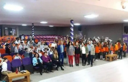 Bir Yazar, Bir Kitap, Yüz Fikir