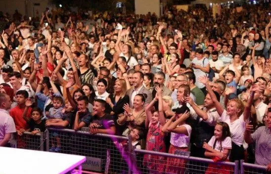 Silivri'de kavun ve bamya lezzetleri yarıştı